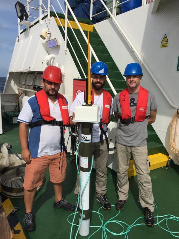 Equipos de Argo España y Argo Marruecos